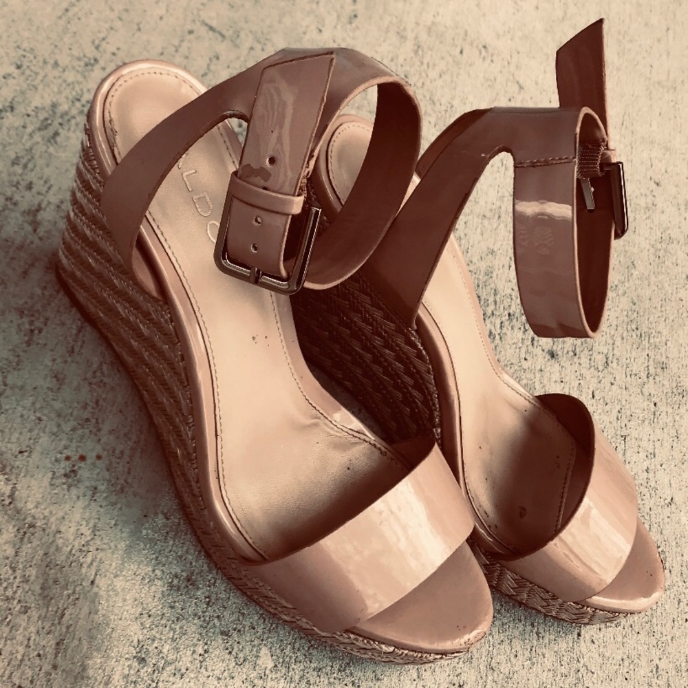 ALDO nude  wedges  size 6.5